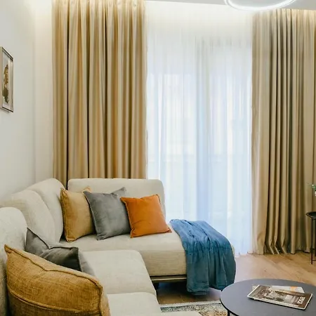 Apartman Lindi's 4/4 *