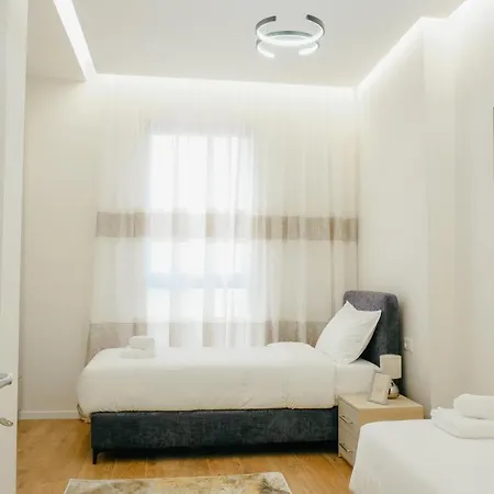 Lindi's 4/4 Apartman *